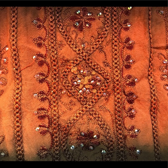 Handmade Embroided Ombré Top - Picture 4 of 6